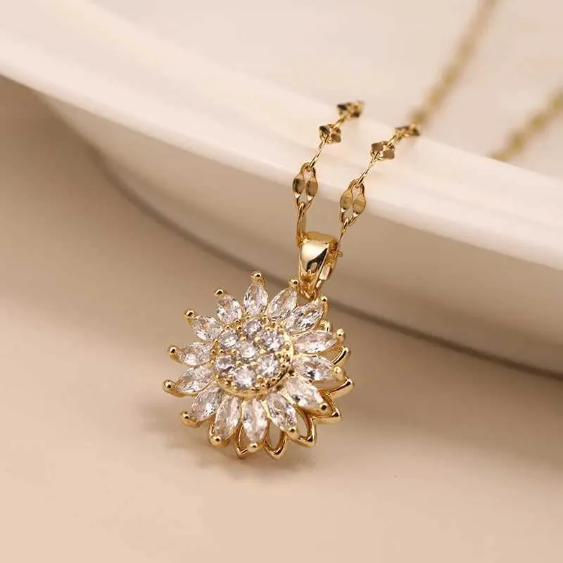 Sunflower Pendant Necklace Stainless Steel Double-layer Choker_voghion.com