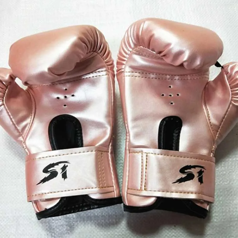 Équipement de protection 3 à 10 ans Glants de boxe pour enfants utilisés pour le plaisir Muay Thai Fighting Sanda Martial Arts Bag Training Pu Glove Equipment 24bd 240424