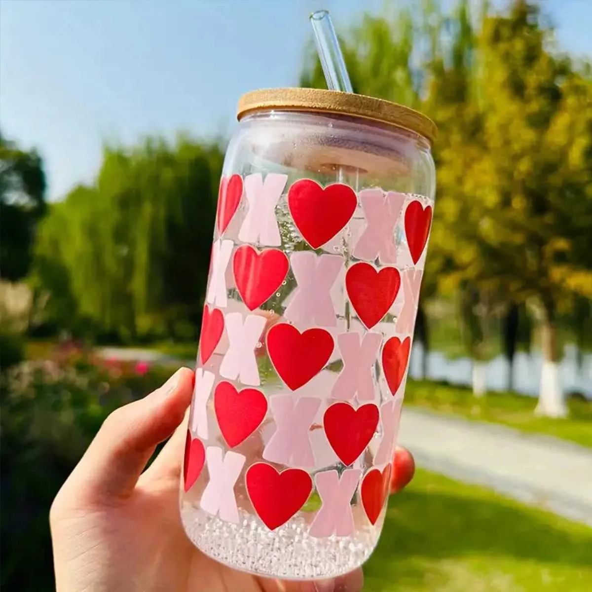 Tumblers Red Love Heart Drinking Glass Can With Bamboo Lid Straw Iced Coffee Tumbler Gift till par Friends Summer Cup H240425