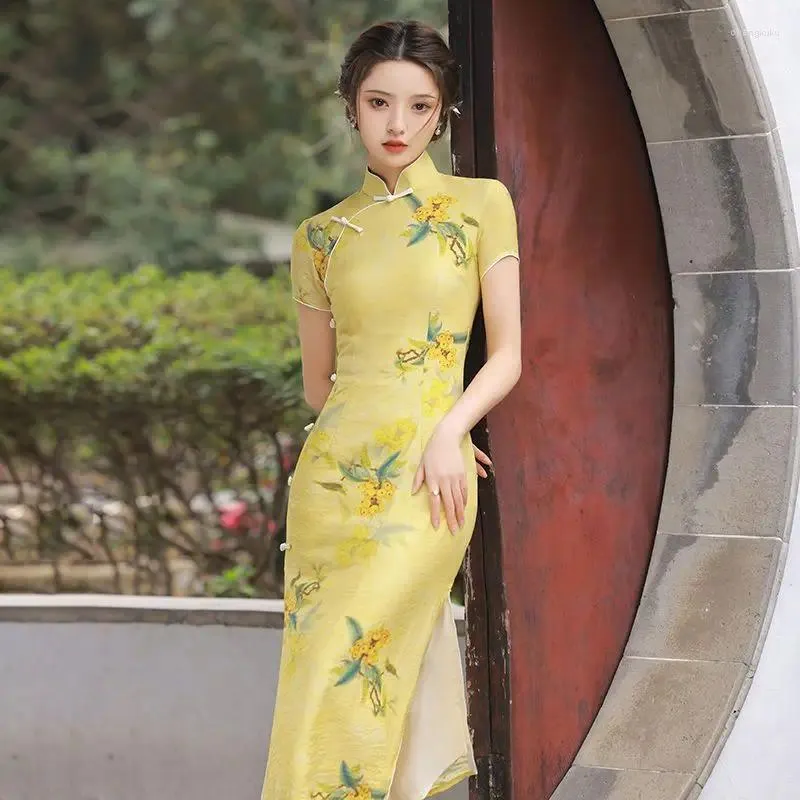 Vêtements ethniques Print jaune Imprimé Cheongsam Femmes Amélioration de la robe vintage à manches courtes Slim-ats chinois Qipao S à 3xl