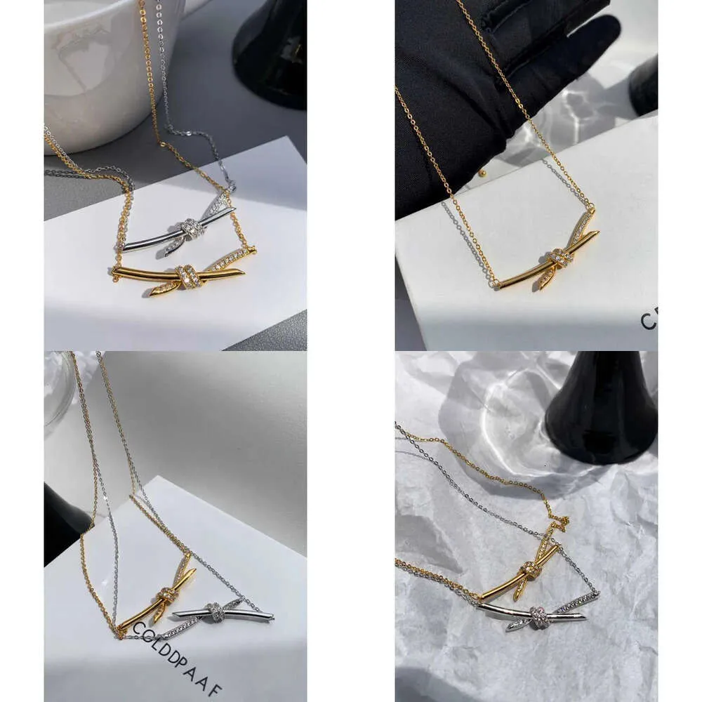 Designer Gu Ailings kruis Knot ketting met dezelfde stijl voor dameslicht en uniek ontwerp Een hoogwaardige gouden elegantie beroemdheden kraagketen originele kwaliteit