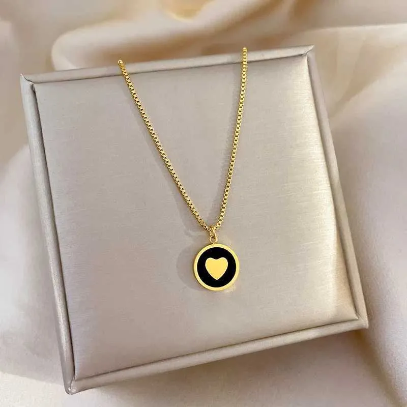 Collane Collana con ciondolo a forma di cuore semplice per donna in acciaio inossidabile con moneta rotonda, disco smaltato, ciondolo girocollo unisex, gioielli pop_voghion.com