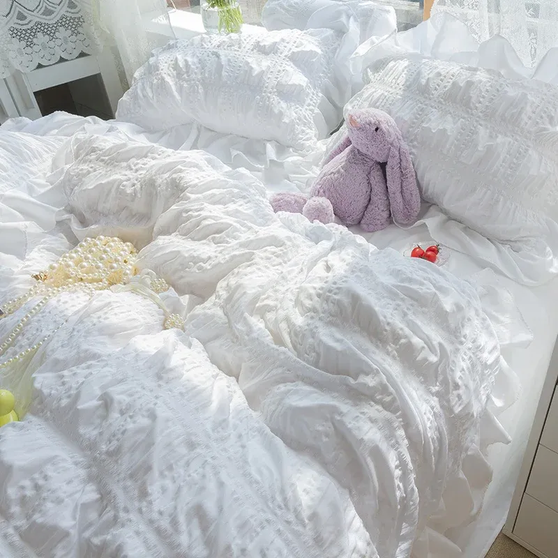 sets White Ruffled Seersucker Duvet Cover Set 3/4pcs Soft Princess Girls Bedding Set With Bed Sheet Pillowcases Wedding Home Textiles