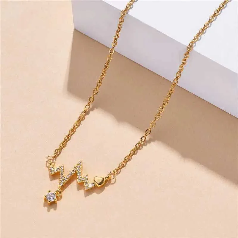 Necklaces Fashion French Romantic ECG Couple Confession Love Necklace Ladies Light Design Clavicle Chain Heartbeat_voghion.com