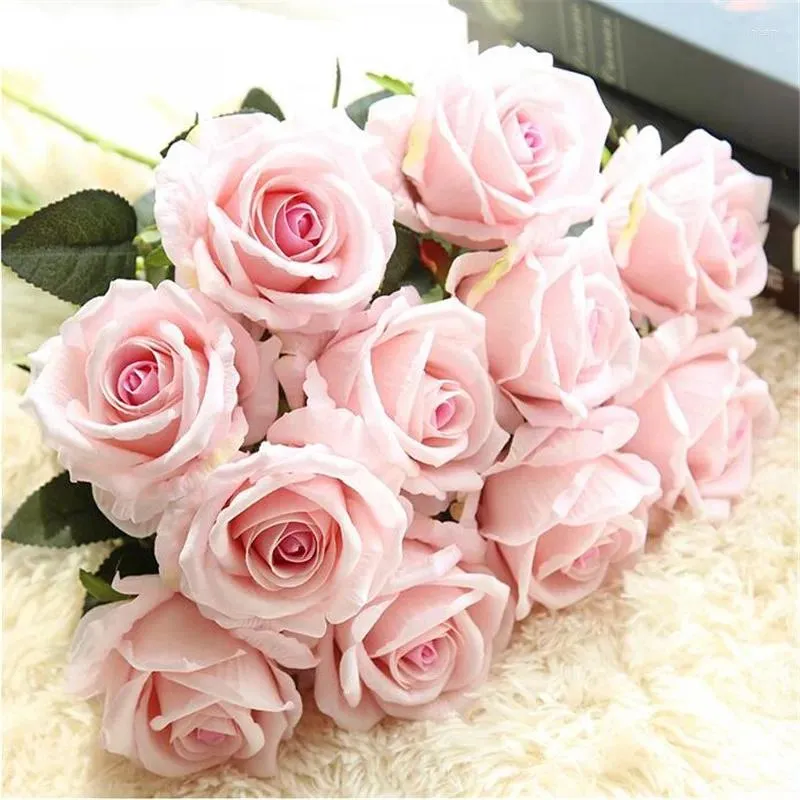 Flores decorativas Flanela de vento pastoral fresca Fense Rose Wedding Decoration Supplies