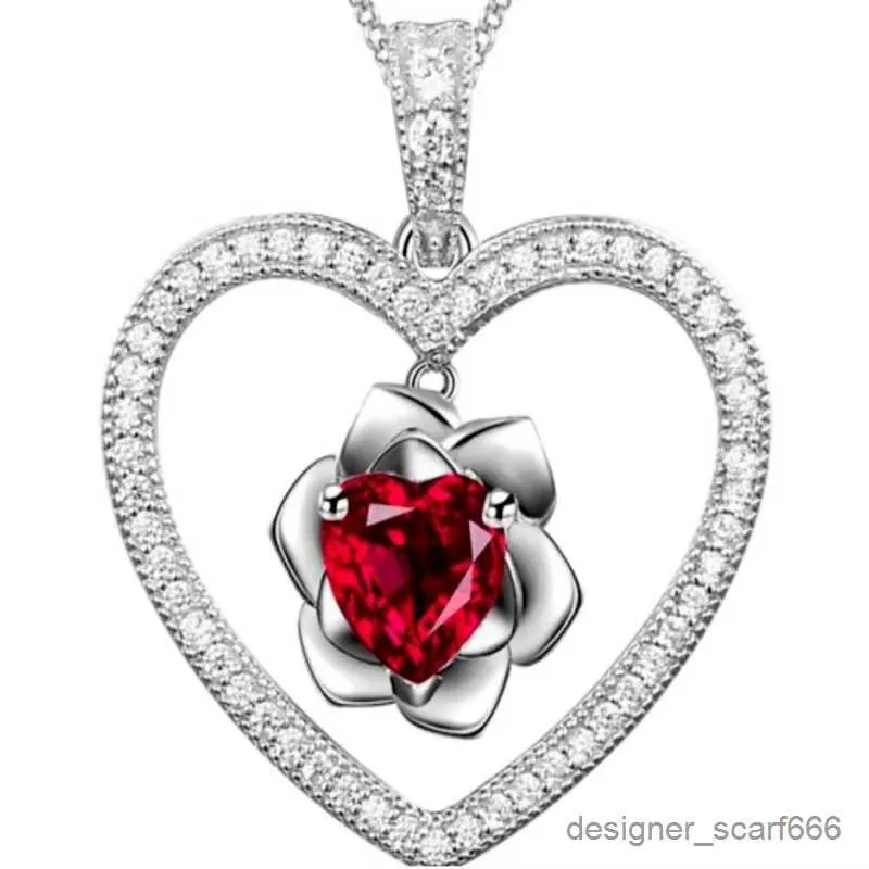 Collane con ciondolo Collana romantica squisita a forma di cuore con ciondolo a forma di rosa, l'amore perfetto è un regalo per le ragazze_voghion.com