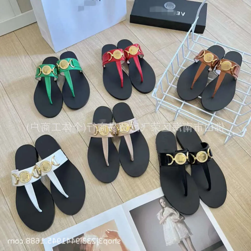 slide miui chenel sandals chlooe Hot selling hardware buckle clip foot slippers fashionable beach flip flops anti slip