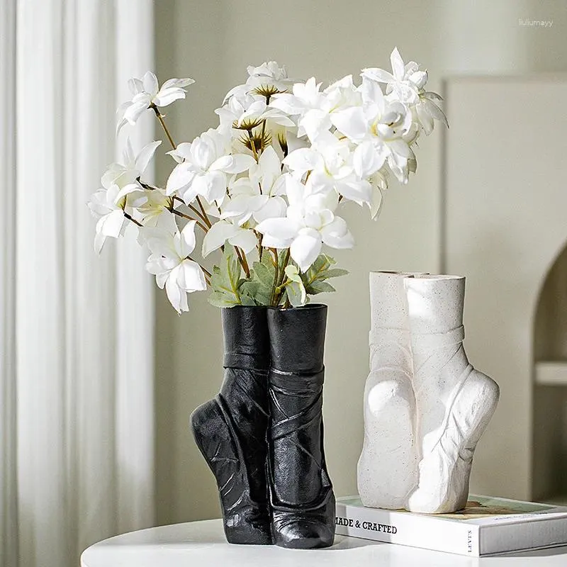 Vazolar Seramik Vazo Bale Ayakkabı Dansçısı Gerçekçi Portre Heykel Çiçek Arantaj El Sanatları Ev Dekorasyon Aksesuarları