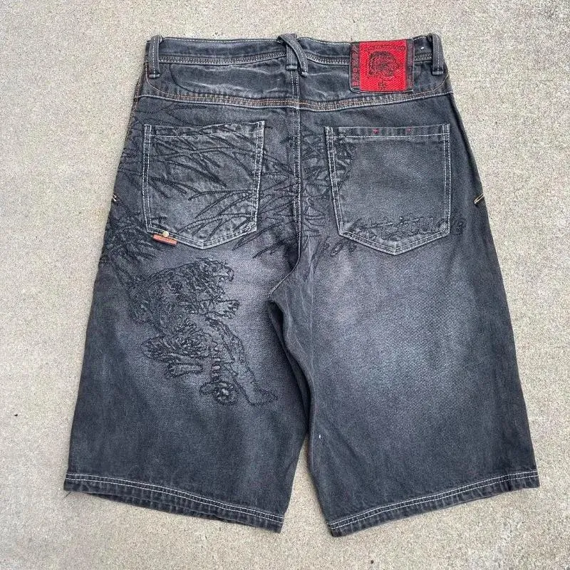 Mäns shorts y2k hip-hop geometriska broderade svarta denim för män 2024 sommar hög midja bredben gotisk basket baggy kort