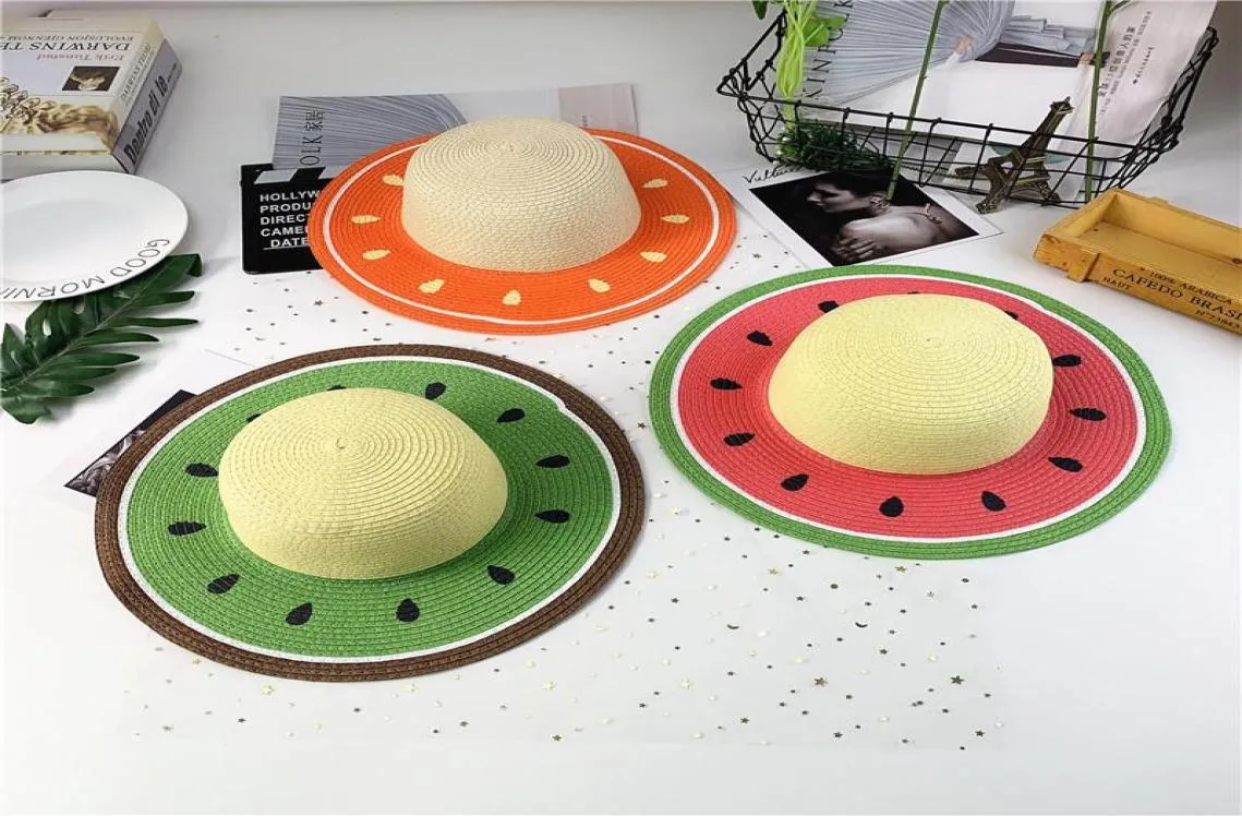 Cappelli a bordo larghi Cappello di frutta da frutto genitore per la paglia estiva per bambini di colore per adulti abbinati alla protezione solare della crema solare Big Eaves Collapsibl5553713