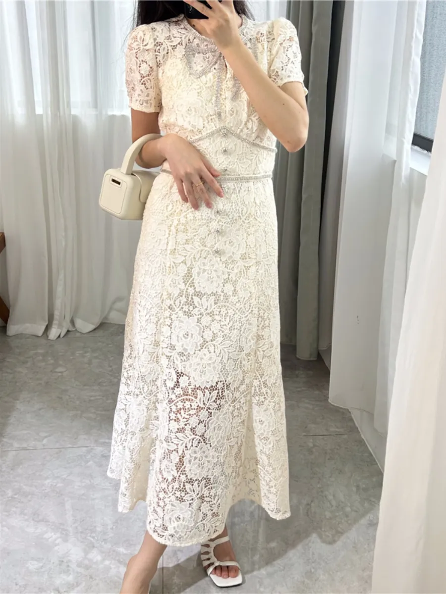 Elegant White Lace Midi Dress with Round Neck and Short Sleeves: Perfect  for Summer Casual Wear