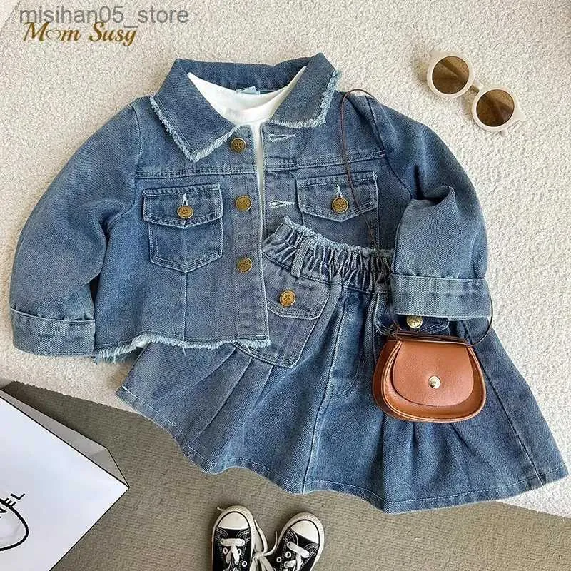 Set di abbigliamento Fashion Baby Girl Jean Clode Set Giacca+gonna 2 pezzi per bambini in denim bambino in denim primaverile Autunno 1-10y Q240425