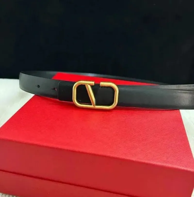 Proste pasy designerskie dla mężczyzn Ceinture Luxe Senior Women Belt Cinturones de Diseno Retro Pase Pas Pasp Top Luksusowa szerokość 2,5 cm 3,0 cm GA07 H4
