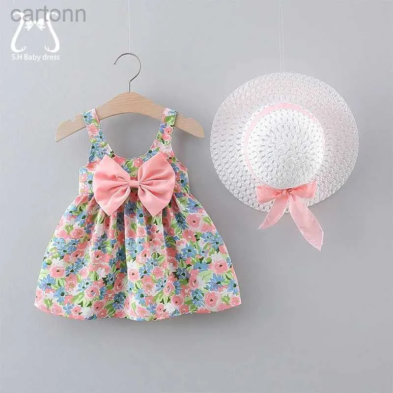 女の子のドレス2pcs/set bady gird Summer Fashion Dresses Flollal Sling Childres Sweet Cute Kids Seeveless Dress 0-3歳の幼児D240425