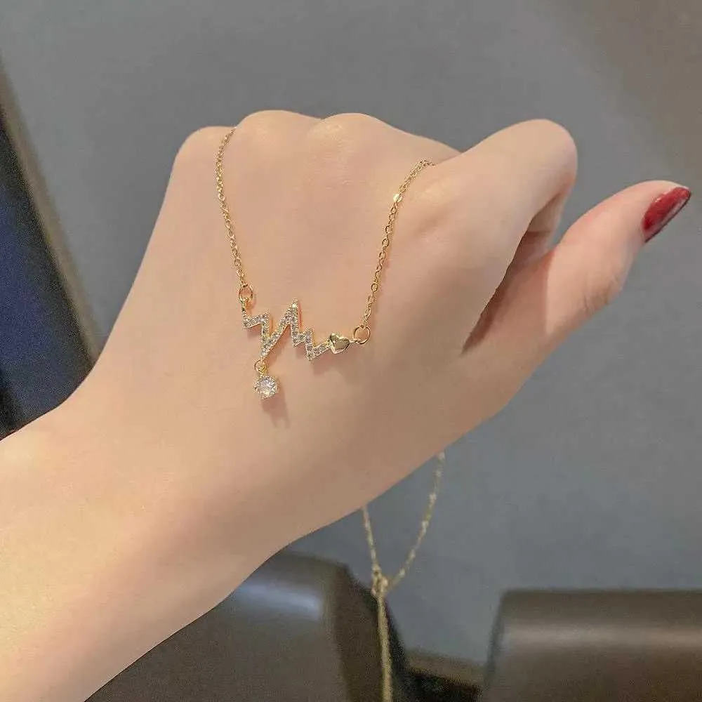 Necklaces Fashion French Romantic ECG Couple Confession Love Necklace Ladies Light Design Clavicle Chain Heartbeat_voghion.com