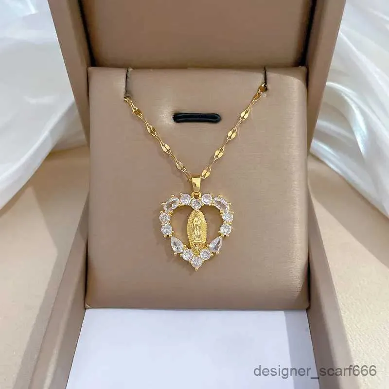 Colares com Pingente Elegante Charmoso Virgem Maria Amor Micro-conjunto Colar Clássico e Versátil Aço Inoxidável_voghion.com