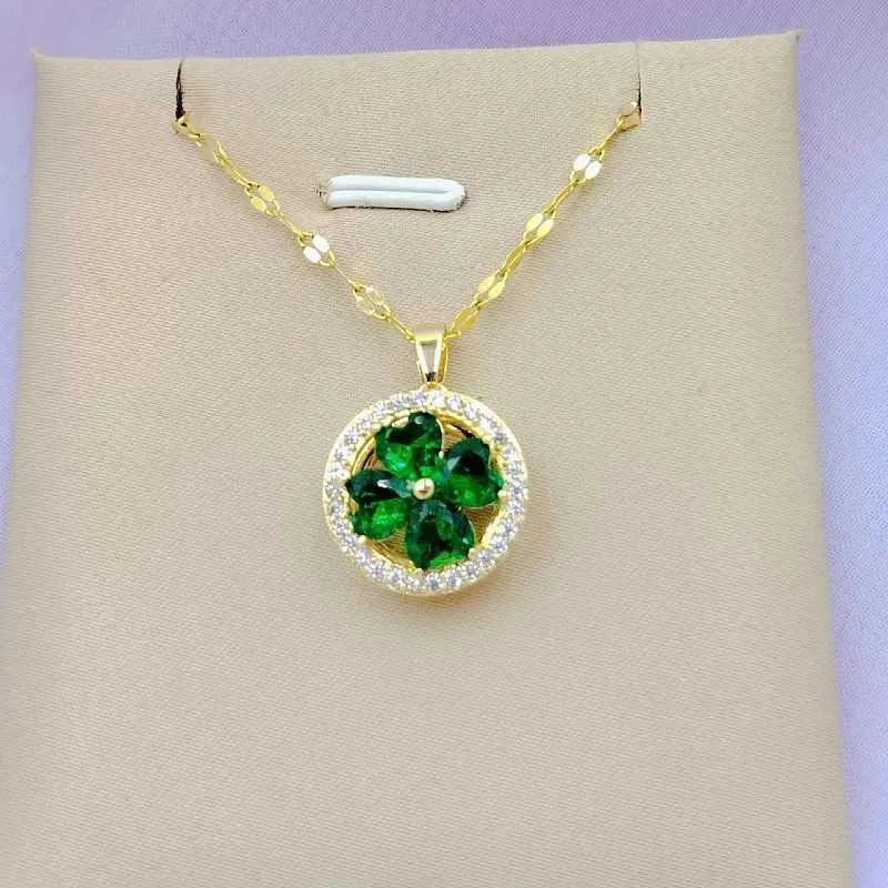 Green Flower Clover Pendant Necklace Vintage Style Gift_voghion.com