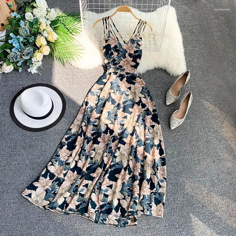 Casual Dresses 2024 Spring Summer Women's V-neck Strap Sleeveless Floral Printed Chiffon A-line Dress Female Elegant Sling Beach