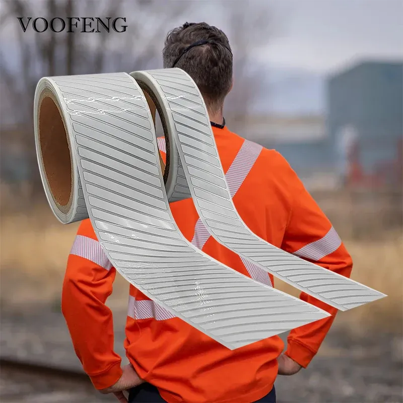 Tape Vooofeng Segmenterad hög Silver Reflective Transfer Film Iron on Clothes Påsar Tshirts Cool For Safety Mark RS733DH