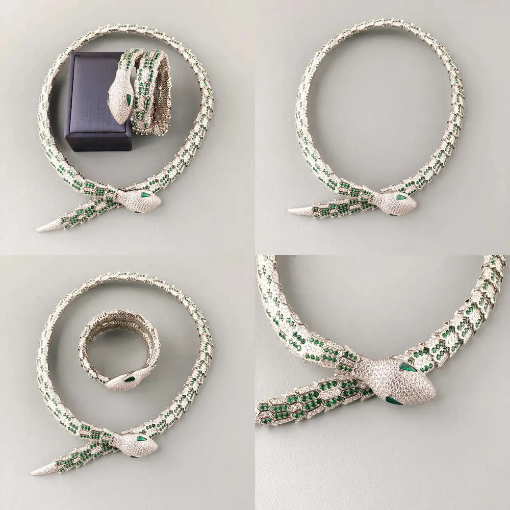 Style de collection de créateurs Paramètres de collier de bracelet épais zircon Green Diamond Snake Serpent Party Party Choker de haute qualité