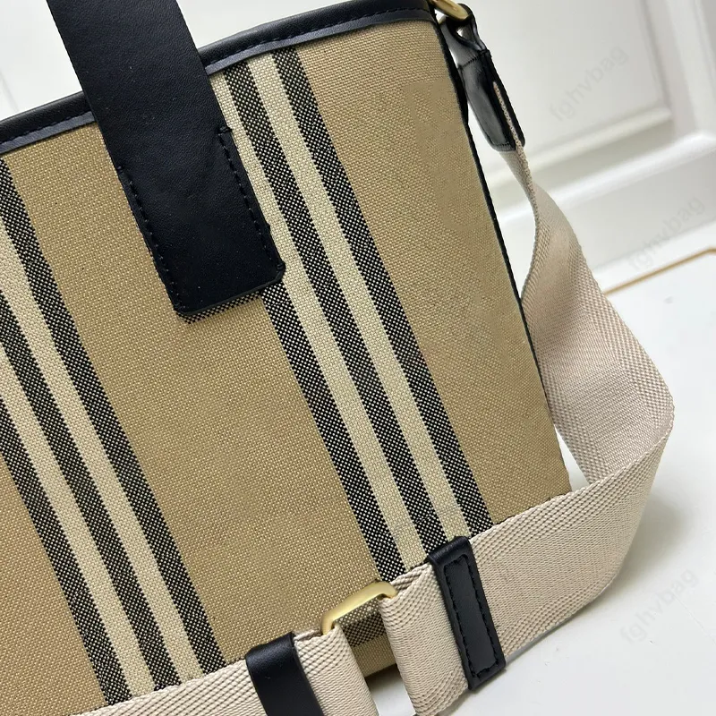 Canvas designer väskor randig tygväska lyxiga kvinnors väskor högkvalitativa läderhandtag handväska sommar mode crossbody påsar axel väska 24 mini shopping väskor