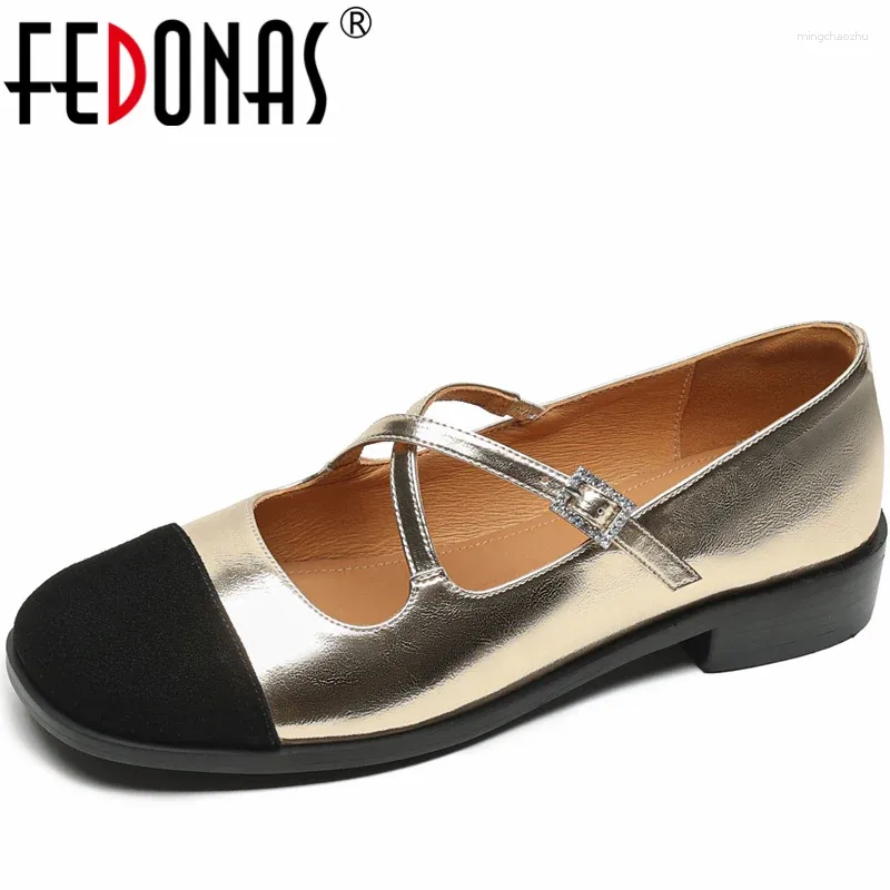 Chaussures décontractées Fedonas Arrivée Femmes Pumps Bas talons Gétille en cuir femme concise Couleurs mixtes Office Basic Spring Summer