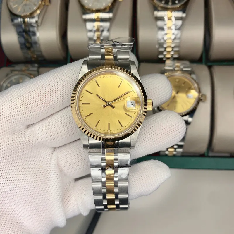 Fashion Gold Color Watch Taille de 32 mm Case de sangle en acier inoxydable Automatique mécanique de luxe Femmes pour hommes montres