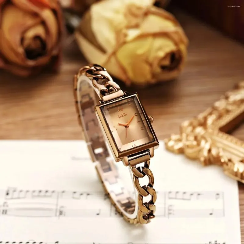 腕時計gediクリエイティブスクエアダイヤル女性時計レディーニッチ合金ブレスレット防水石英