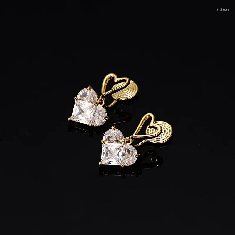 Stud Earrings Fashion Love One-piece Mosquito Coil Ear Clip Heart-shaped Studs All-match No Pierced For Women