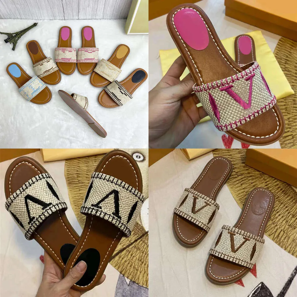 Les diapositives pour femmes broder designer sandales sandales femmes pantoufles lettre de mode Summer plage confortable dames bas sandale sandale plate chaussures femelles qualité originale