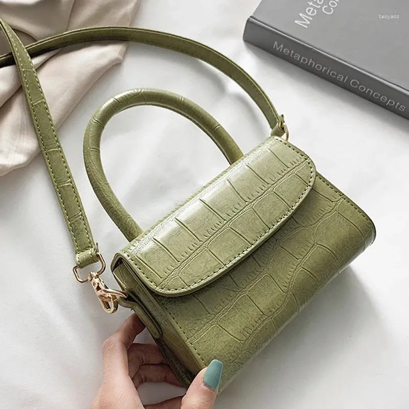 Sacs à bandouliers 2024 Mini Small Smart Women's Fashion Pu Leather Crossbody Bag Crocodile Match Chain Messenger Hands Sac à main