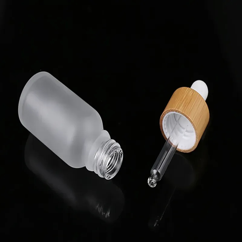 10ml 15ml 20ml 30ml Frosted Clear Glass Dropper Bottle with Bamboo Lid Cap Essential Oil Glass Bottle Frosted Green F302