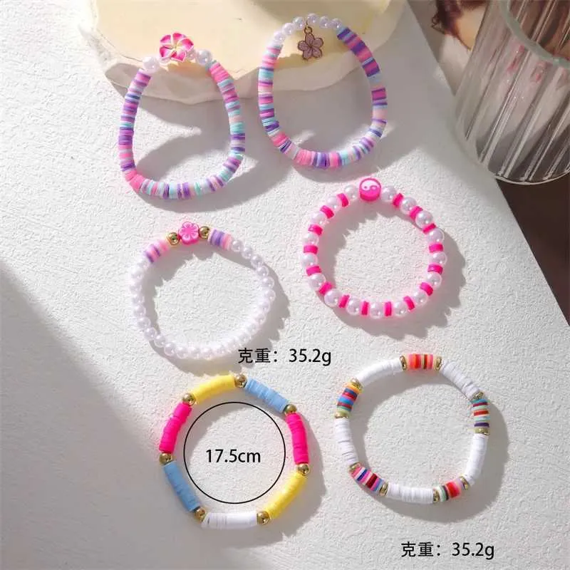 Perlen 4 böhmische Polymer -Ton -Perlenkettenarmband -Sets für Frauen neue Mode Schmuck Blumensterne Maiskuchen Perlenarmbänder