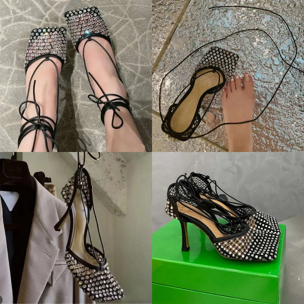 Rhinestone Sandalen Designer Square Head Damesschoenen Fashion Riem uitgehold gaas Stiletto Heel Shoe Quality 13 cm hoge hakken sandaalfabriek originele kwaliteit