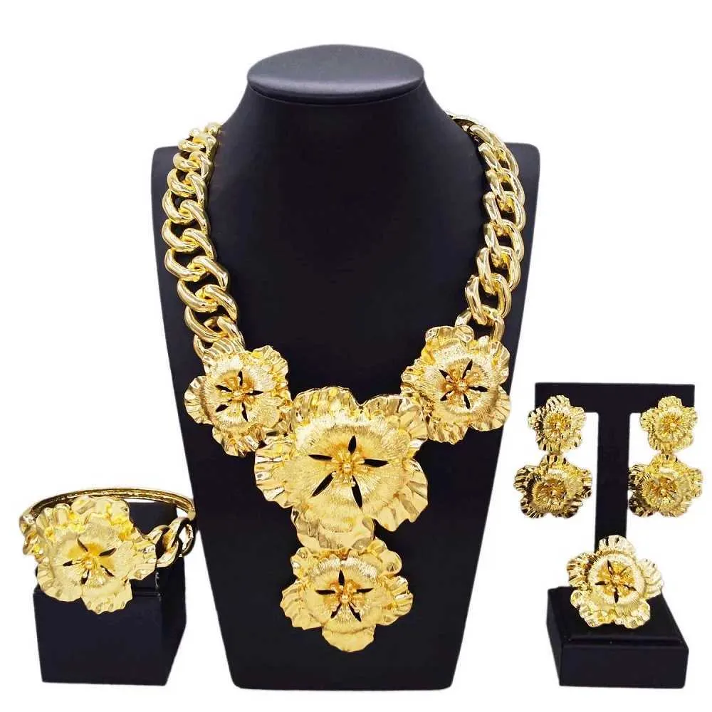 Strands Womens jewelry set Cuban chain necklace gold-plated flower pendant Italian gold earrings luxurious wedding party Bijoux 240424