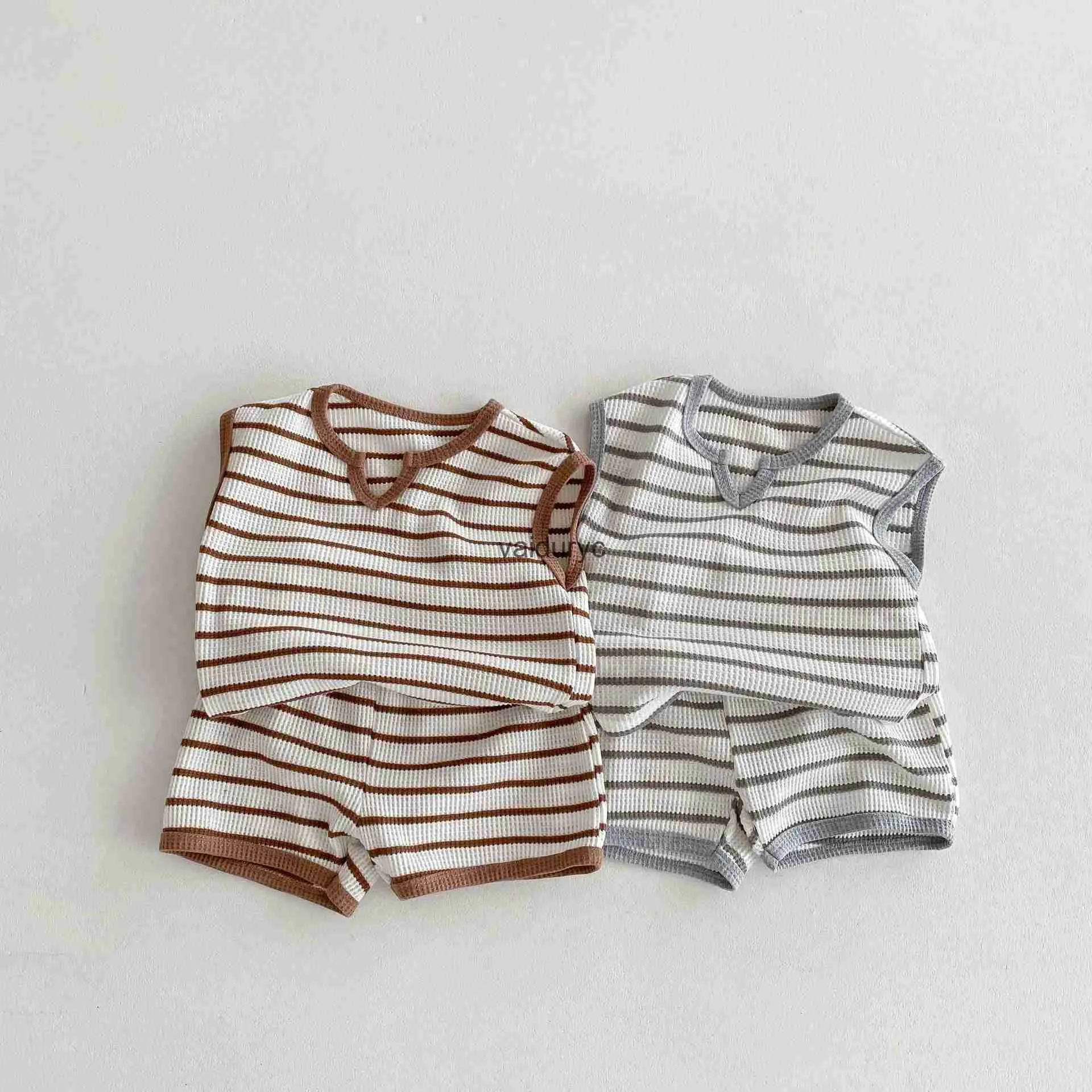 Kleidungssets 2024 Sommer Kids Kleidung Set Striped T -Shirt und Shorts 2PCS Jungen Anzüge Vintage Girls Kleidung Set H240509
