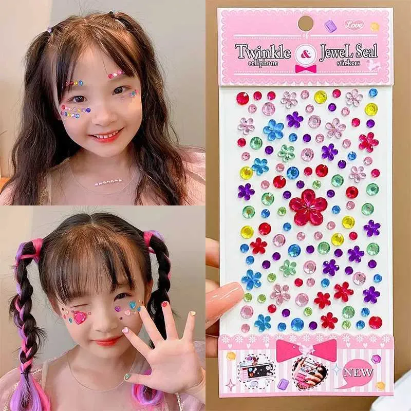 IPFV Tatouage Transfert de nouveaux autocollants sur le visage Hingestone Maquillage Bright Face Art Sticker Childrens Tattoo Tattoo Rignestone For Strasse Maquillage 240426