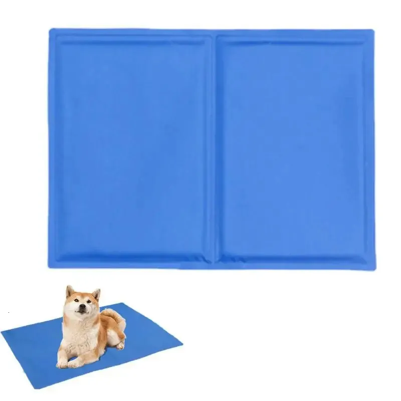 Mat de chien refroidissement tapis d'été refroidissement lit de chien lit glace coussin de glace chien couchage de couchage lavable lits de soie chat chiot kennel cadeau de Noël 240423