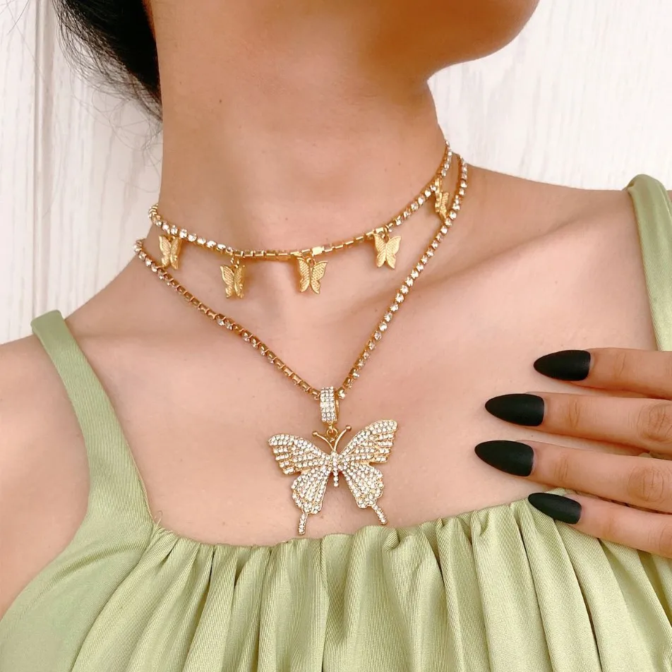 Подвесные ожерелья с бабочкой животных замаскивали роскошные золоты