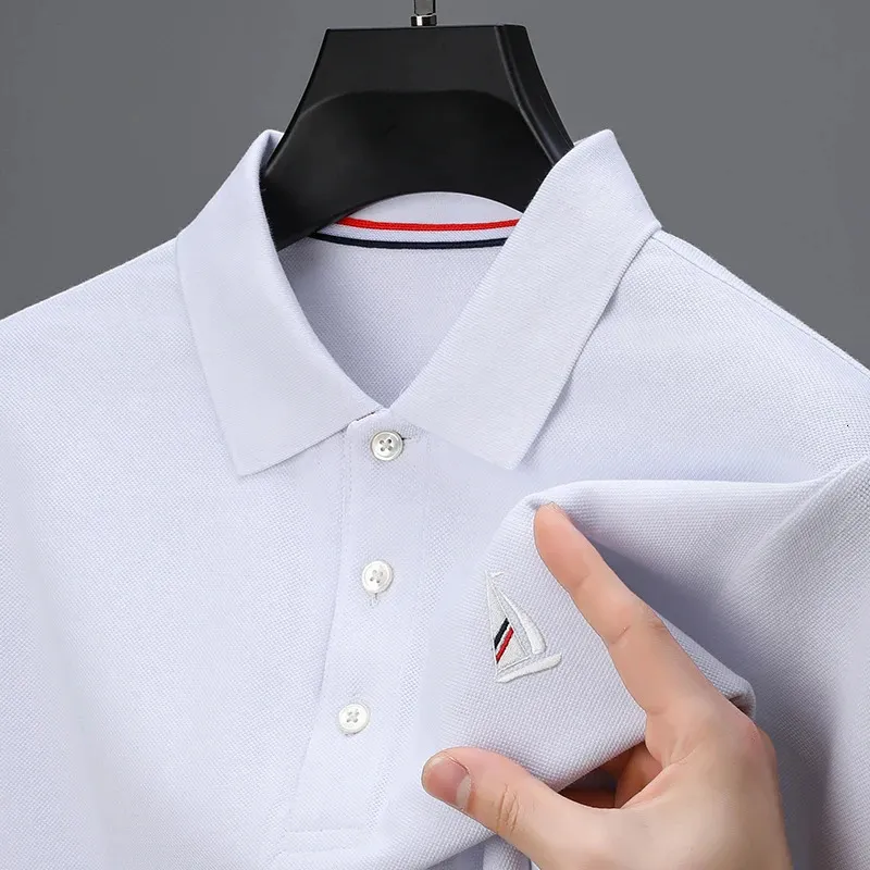 Luksusowa wysokiej jakości koszula polo 2024 Letnia żaglówka haftowa z krótkim rękawem T-shirt Korean Business Fashion Golf Mens 240419