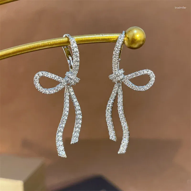 Boucles d'oreilles concevantes High Quality Luxury Style Sweet Bow Bow High-Feel Personal Personality Long Pilel for Women Jewelry.