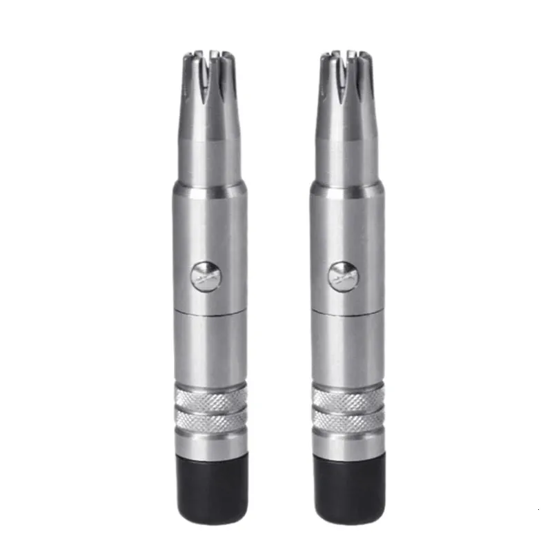 2x Trimeuse du nez manuel du manuel en acier inoxydable pour raser la coupe-poils de l'oreille de nez Rasage du visage rasoir pour hommes Dispositif lavable 240422