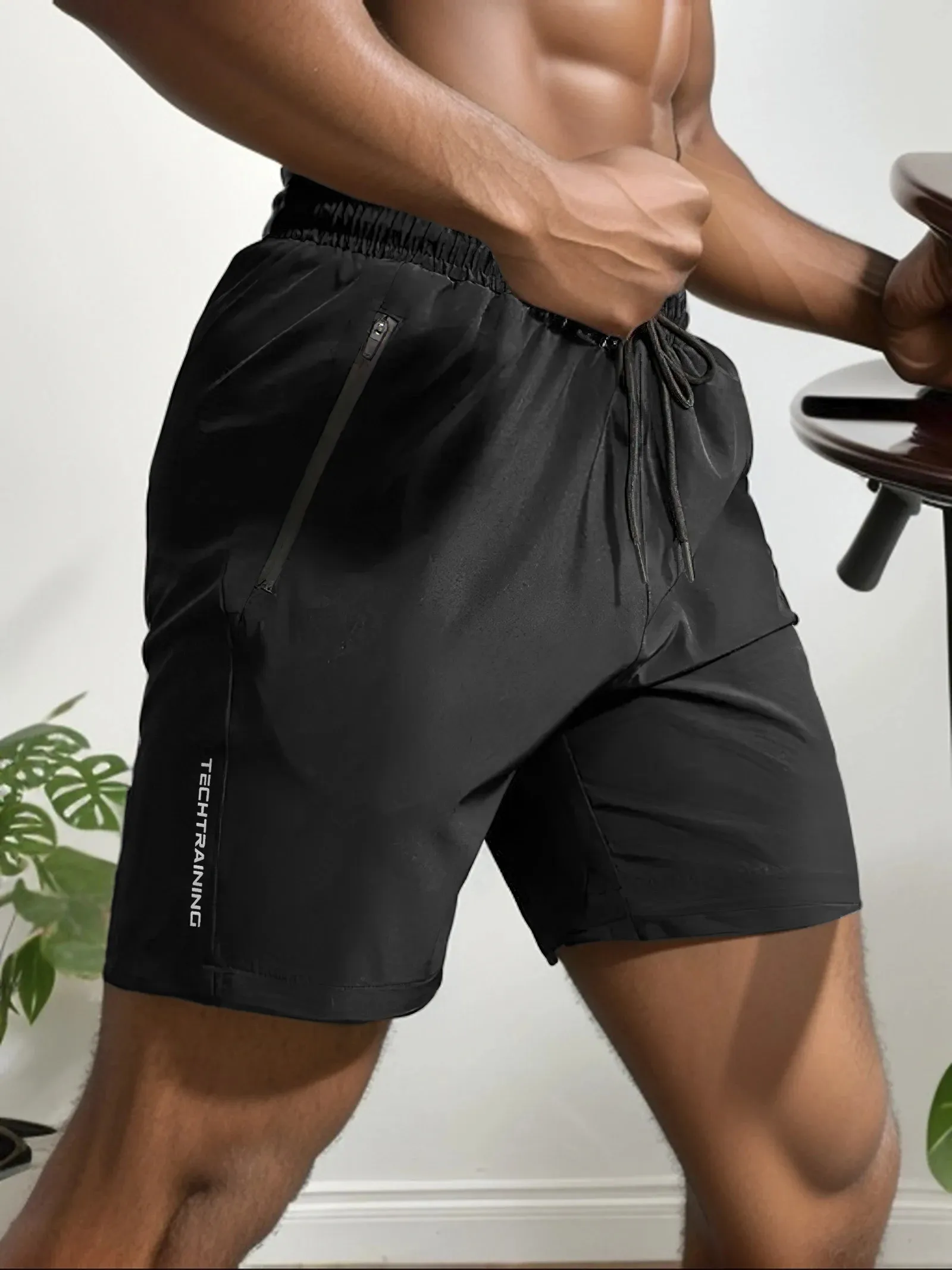 Shorts pour hommes Sports Fitness Cycling Randonnées extérieures Runs de randonnées à sec Fast Dry Cool Breathable Sweat Absorbing et Micro EL 240425