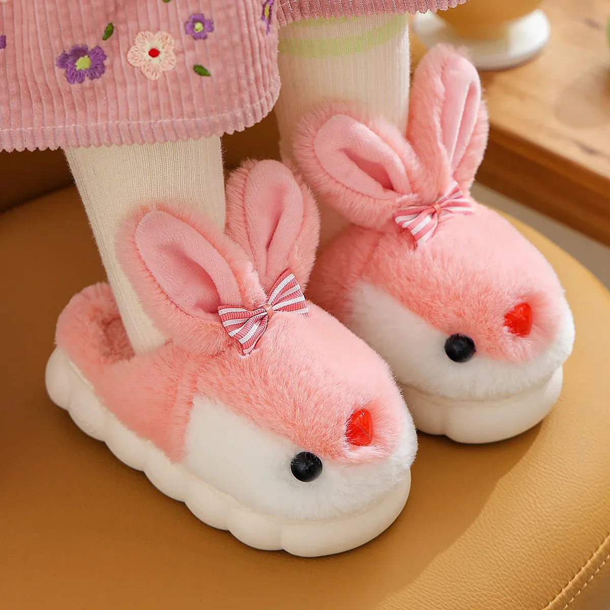 Pantofole Invernali Per Bambine A Forma Di Coniglio - Calde E Antiscivolo In Peluche Morbido - Taglie 24-41 EU - 2