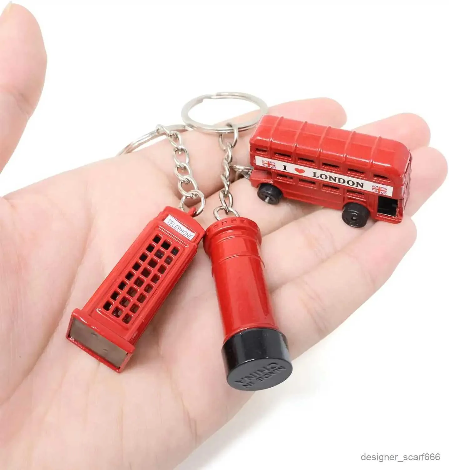 Keychains Lanyards Retro Red London Bus Keychain Creative 3D Post Mail Box Telephone Booth Pendant Keyring For Women Men Tourist Souvenir Gifts