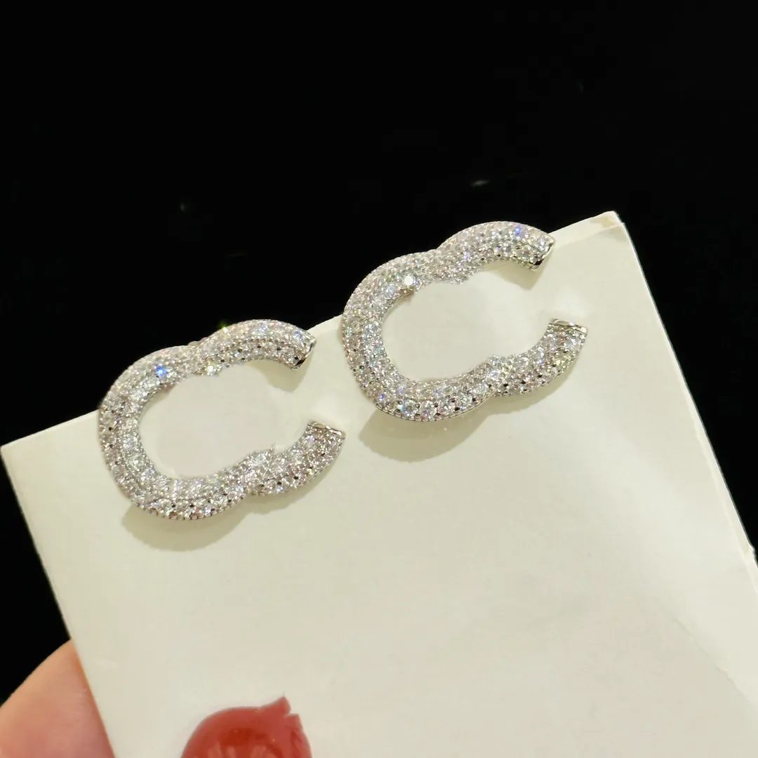 2023 Cclies Stud Luxury örhängen Pearl Diamond Drop Gold C Earring Designer för Woman Fashion Brand Not Fade Silver Wedding Women Earings 78