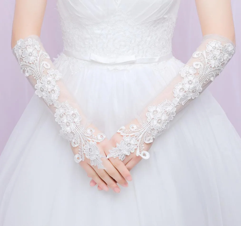 Белые свадебные перчатки под локоть длиной свадебные перчатки Женщины без пальцев кружевные аппликационные перчатки для свадебного платья. 9000957