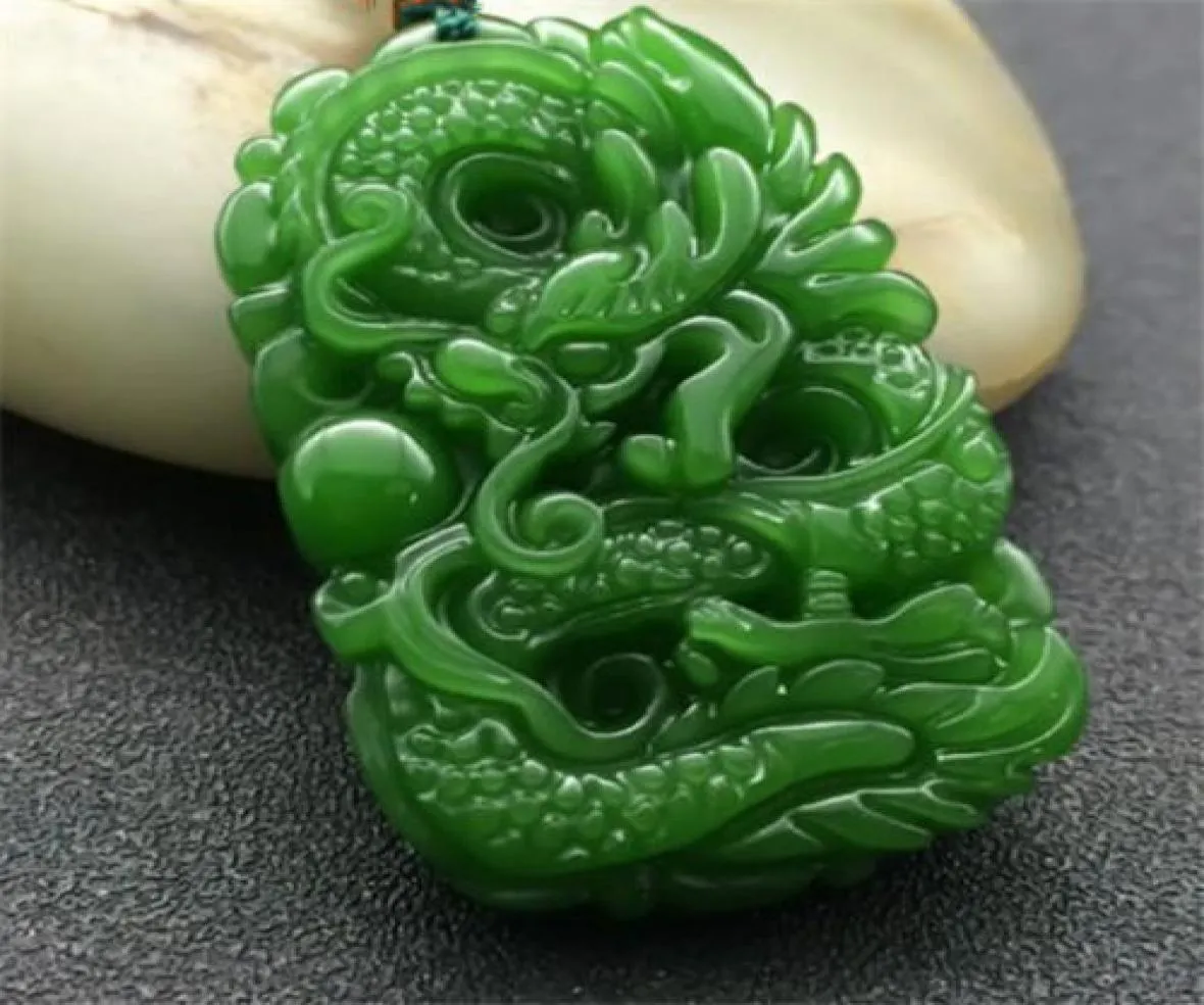 HXC Men Natural Green Jade Dragon Pendant ketting Charm Jewelery Fashion Accessoires Handcarved man Luck Amulet Gifts9597204