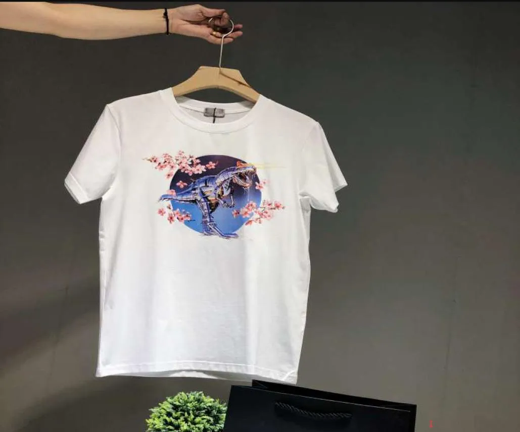 Män designer t skjortor lyx tshirts med varumärkesbokstäver solid färg korta ärmar dinosaurie tryck mode kvinnor toppar kläder x4418829