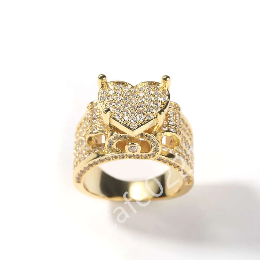 Hip Hop w stylu mikro zbiór cyrkon Pierścień Heart Pierścień ciężkich przemysłu sensem pełny diamentowy pierścień modna nowa biżuteria